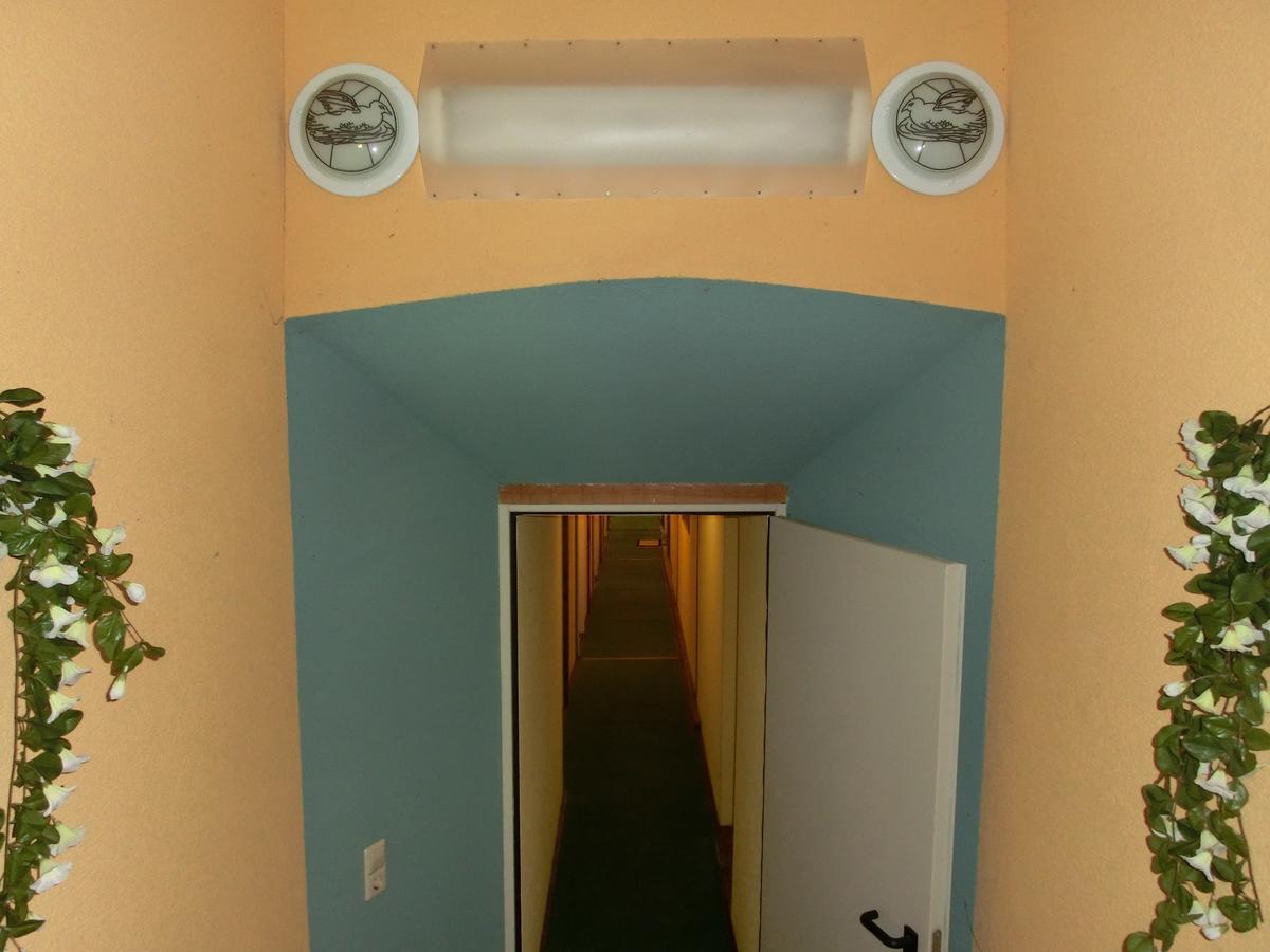 Domane Neu Gaarz Hostel Esterno foto